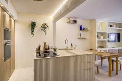 /international/fr/nice-provence-alpes-cote-d-azur-310109177151/?lang=de