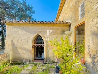/international/fr/lourmarin-provence-alpes-cote-d-azur-310100715167/