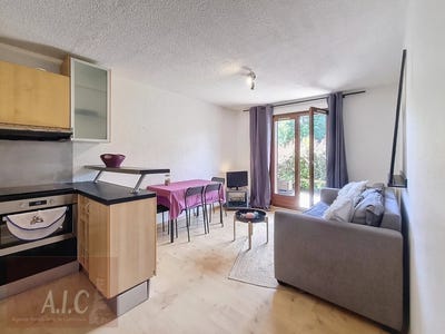 /international/fr/demi-quartier-rhone-120090372652/