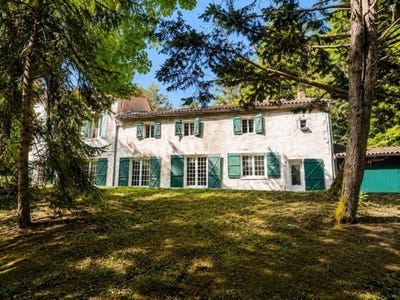 /international/fr/colayrac-saint-cirq-aquitaine-310107564537/