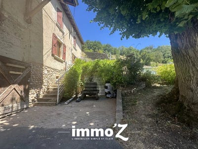 /international/fr/val-de-virieu-isere-310109245772/