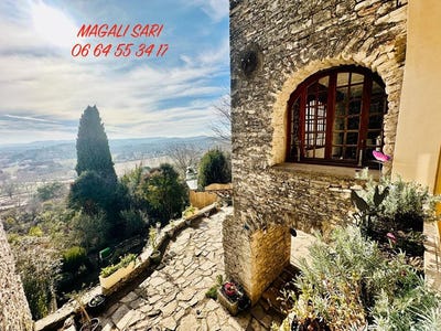/international/fr/vezenobres-languedoc-roussillon-310108377261/