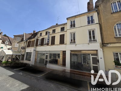 /international/fr/saint-jean-de-losne-burgundy-310108558838/