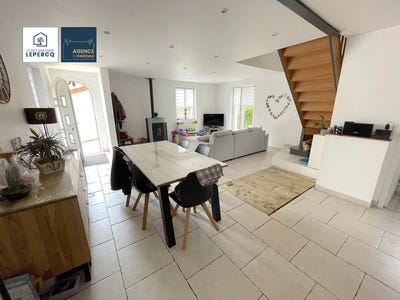 /international/fr/crepy-en-valois-picardie-120095259411/