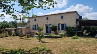 /international/fr/sauveterre-de-guyenne-aquitaine-310119736920/