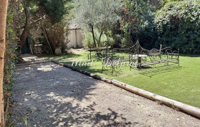 /international/fr/buis-les-baronnies-rhone-310110293512/