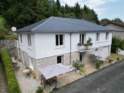 /international/fr/savignac-les-eglises-aquitaine-120095974327/?lang=zh-tw