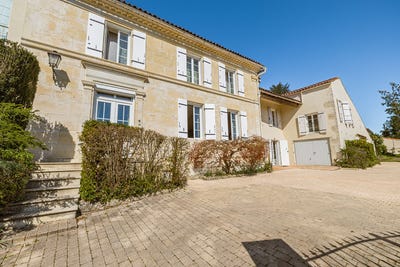 /international/fr/saint-cesaire-languedoc-roussillon-310106968736/