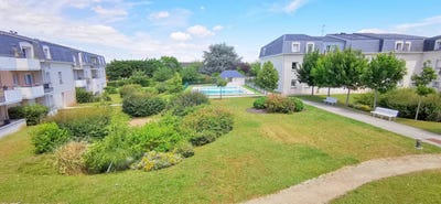 /international/fr/la-chaussee-saint-victor-centre-val-de-loire-310108843629/