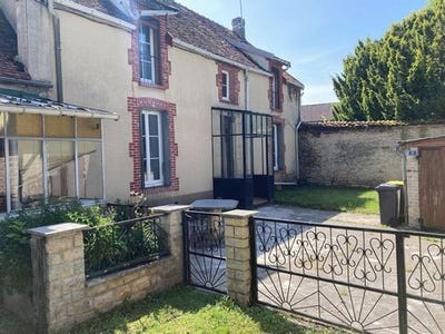 /international/fr/sainte-colombe-sur-seine-burgundy-310100363808/?lang=zh-tw