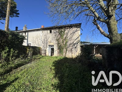 /international/fr/saint-jean-de-sauves-charente-310106684986/