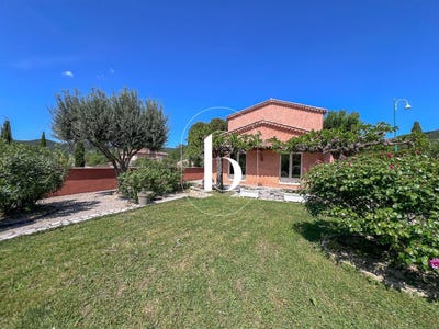 /international/fr/saint-michel-d-euzet-languedoc-roussillon-310108789948/
