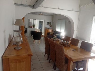 /international/fr/petite-foret-calais-310100830636/
