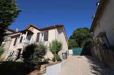 /international/fr/hardricourt-ile-de-france-310100909332/