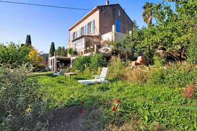 /international/fr/bargemon-provence-alpes-cote-d-azur-310108105017/