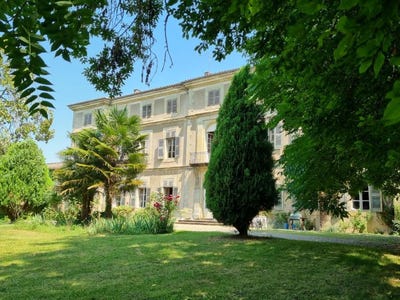 /international/fr/mas-saintes-puelles-languedoc-roussillon-310104065445/