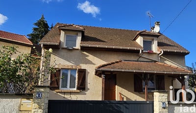 /international/fr/chevreuse-ile-de-france-310100229713/