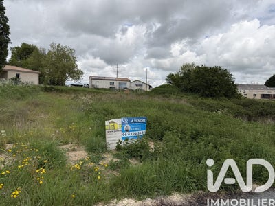 /international/fr/chamouillac-charente-310107372305/