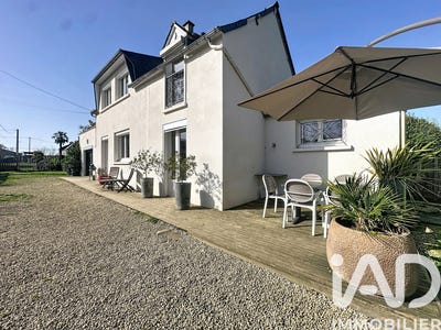 /international/fr/miniac-morvan-brittany-310106065665/