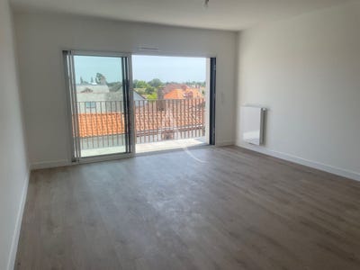/international/fr/saint-philbert-de-grand-lieu-pays-de-la-loire-310109777466/