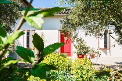 /international/fr/gaillac-midi-pyrenees-310108330986/