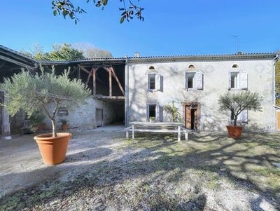 /international/fr/ganties-midi-pyrenees-310103347993/