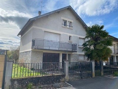 /international/fr/malemort-sur-correze-limousin-310106597834/
