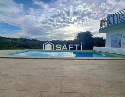 /international/fr/saint-gilles-languedoc-roussillon-310106545642/