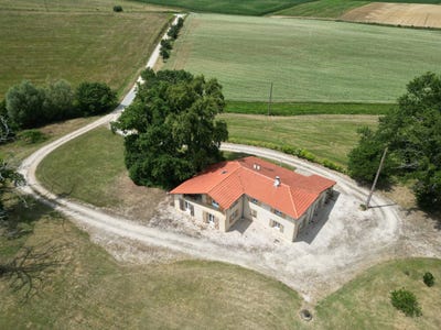 /international/fr/barcugnan-midi-pyrenees-310108791798/