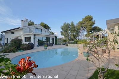 /international/fr/saint-paul-de-vence-provence-alpes-cote-d-azur-310101495808/