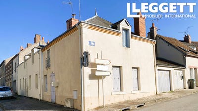 /international/fr/chateaumeillant-centre-val-de-loire-310106966973/