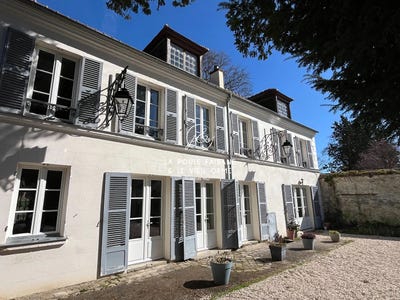 /international/fr/houdan-picardie-310099617010/