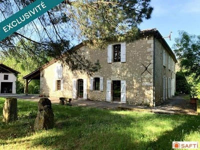 /international/fr/saint-clar-midi-pyrenees-310108374999/