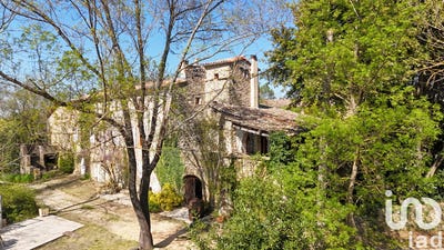 /international/fr/vezenobres-languedoc-roussillon-310109092459/