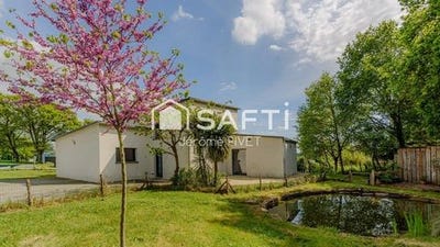 /international/fr/saint-dolay-brittany-310107707735/