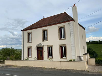 /international/fr/le-creusot-burgundy-310108315383/