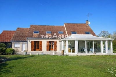 /international/fr/la-fleche-pays-de-la-loire-310108327822/