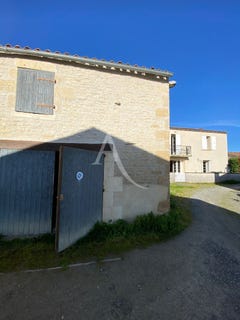 /international/fr/thaire-charente-310105744840/