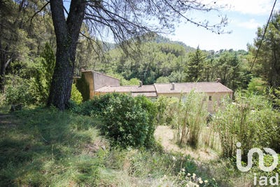 /international/fr/auriol-provence-alpes-cote-d-azur-310100715948/