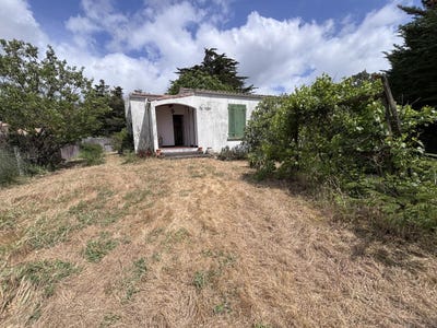/international/fr/le-bois-plage-en-re-charente-310108591224/