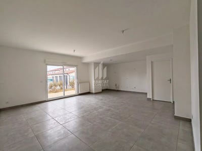 /international/fr/104-impasse-du-four-bourgoin-jallieu-rhone-310105923970/?lang=id