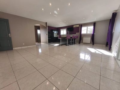 /international/fr/lignan-sur-orb-languedoc-roussillon-310105351609/
