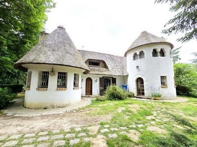 /international/fr/le-perray-en-yvelines-ile-de-france-310100176215/