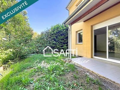 /international/fr/lavaur-midi-pyrenees-310103998151/