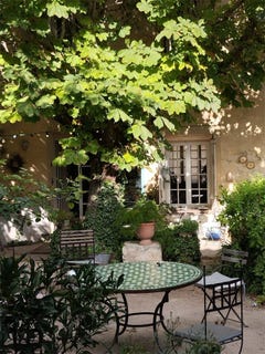 /international/fr/aimargues-languedoc-roussillon-310108524180/