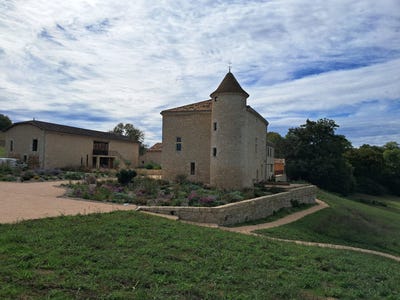 /international/fr/miradoux-midi-pyrenees-120095325684/