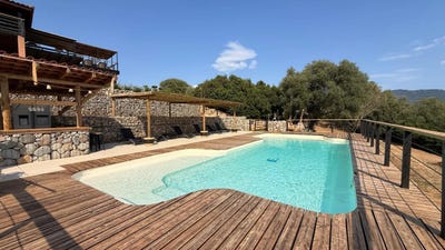 /international/fr/cognocoli-monticchi-corsica-310109077404/?lang=th