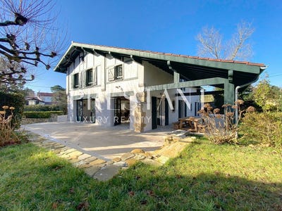 /international/fr/bidart-aquitaine-310107239836/