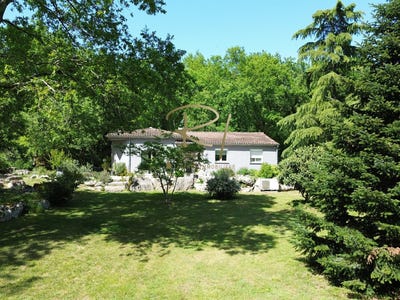 /international/fr/saint-alban-auriolles-rhone-310107759518/