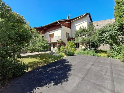 /international/fr/les-chapelles-rhone-310109128496/?lang=id